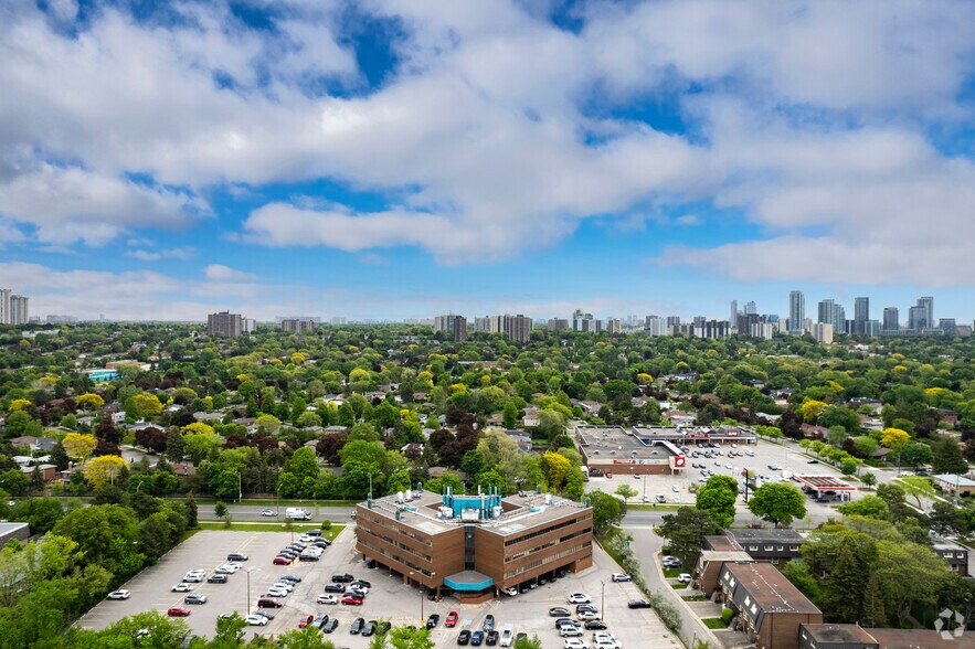 More Photos Of 4800 Leslie St, Toronto Medical For Lease