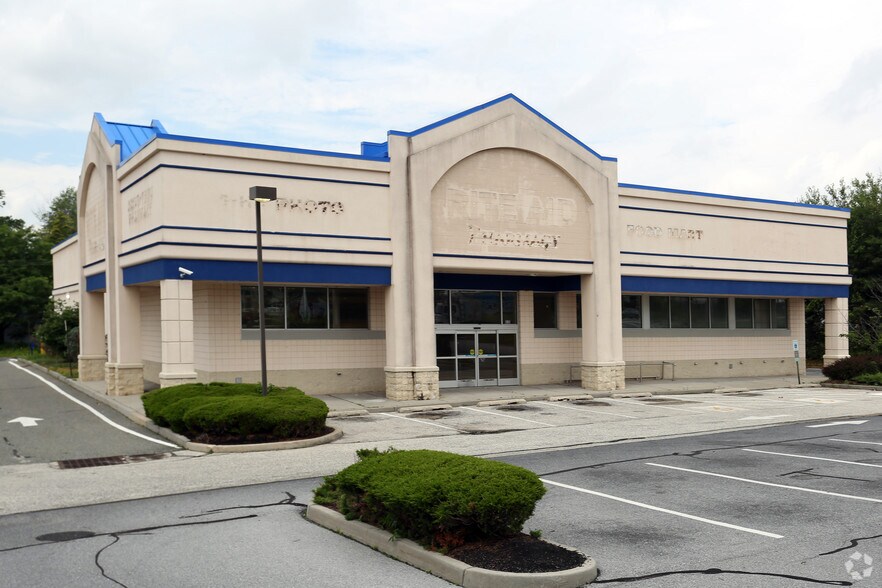 Primary Photo Of 1410 Laurel Rd, Lindenwold Drugstore For Lease