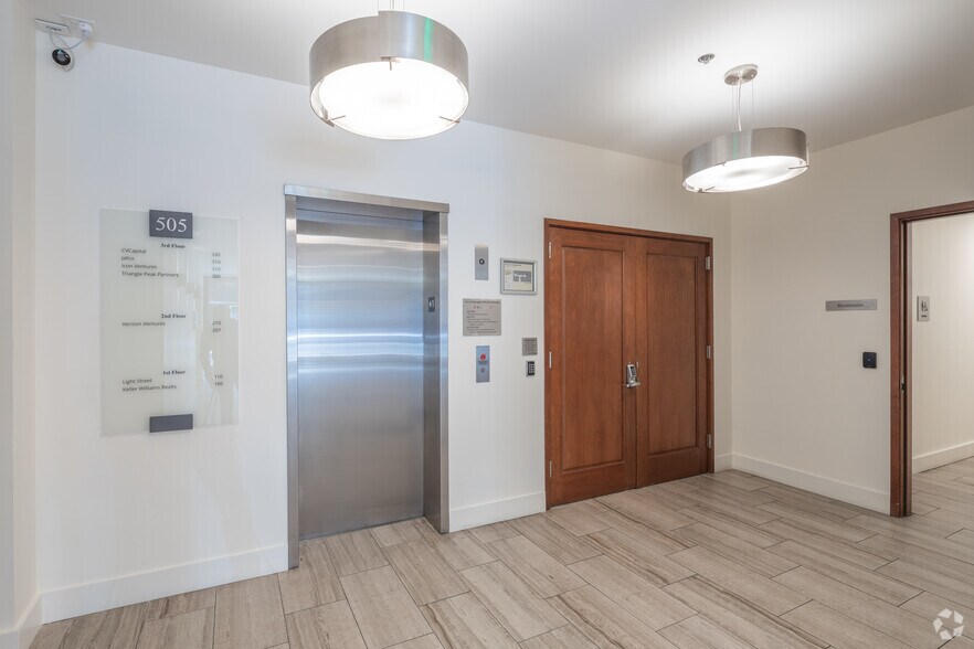 More Photos Of 505 Hamilton Ave, Palo Alto Office For Lease