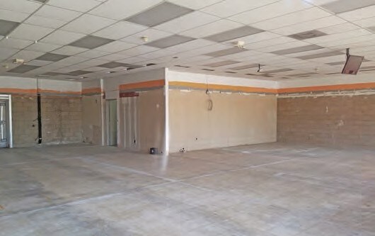 More Photos Of 4137 Sepulveda Blvd, Culver City General Retail For Lease