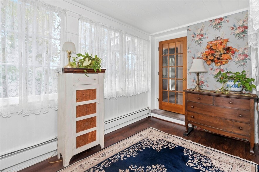 More Photos Of 300 Bohemia Ave, Chesapeake City Hospitality For Sale