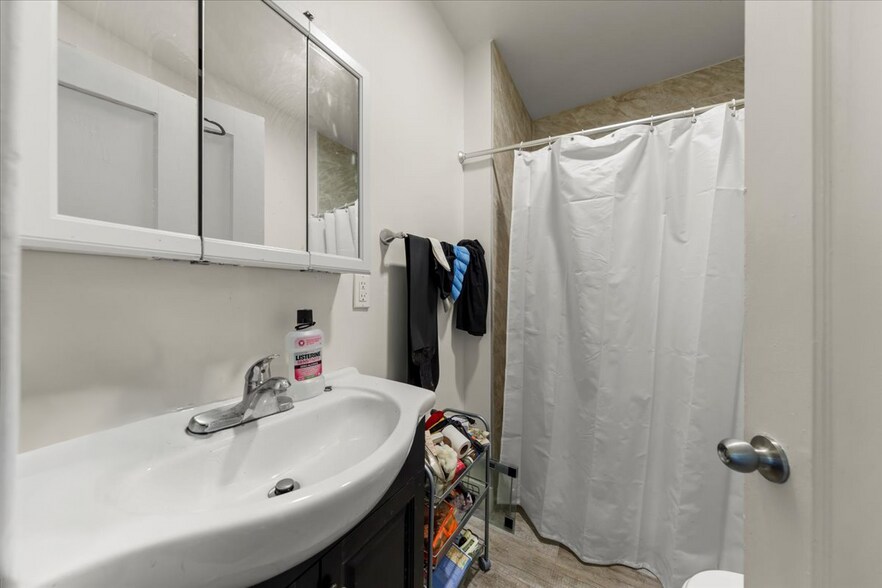 More Photos Of 299 Rhine St, Daly City Apartments For Sale
