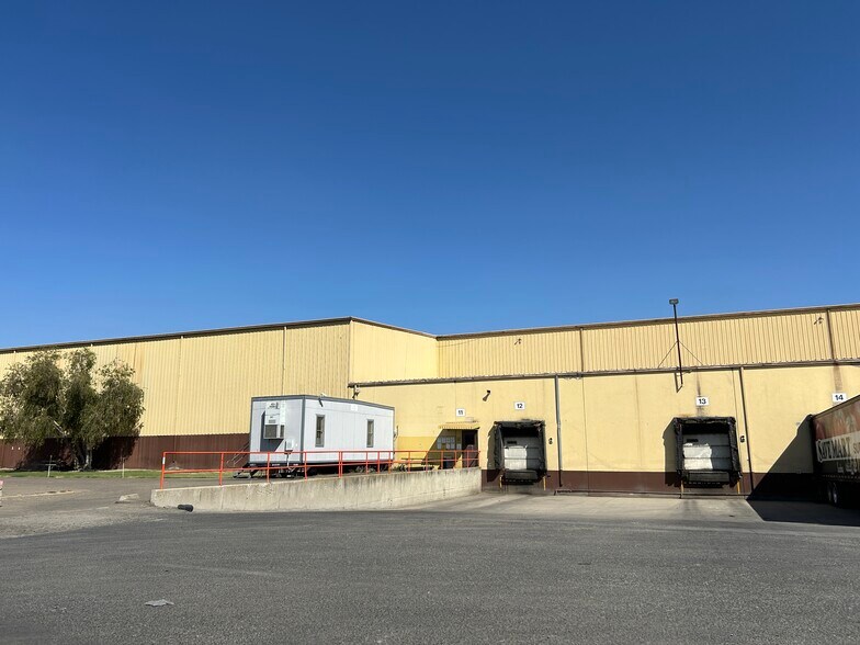 More Photos Of 2674 Vassar Ave, Merced Refrigeration Cold Storage For Sale