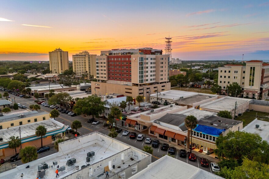 More Photos Of 820 E New Haven Ave, Melbourne Unknown For Lease