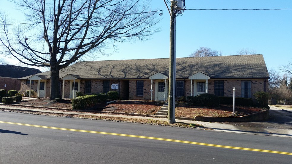 More Photos Of 510 S Sycamore St, Petersburg Medical For Lease