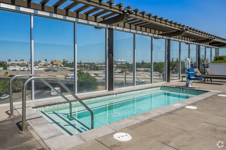 More Photos Of 3675 T St, Sacramento Apartments For Lease