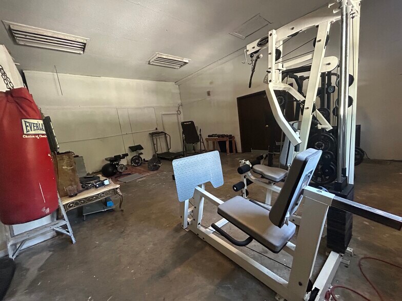 More Photos Of 5359 Highway 301, Trenton Manufacturing For Sale