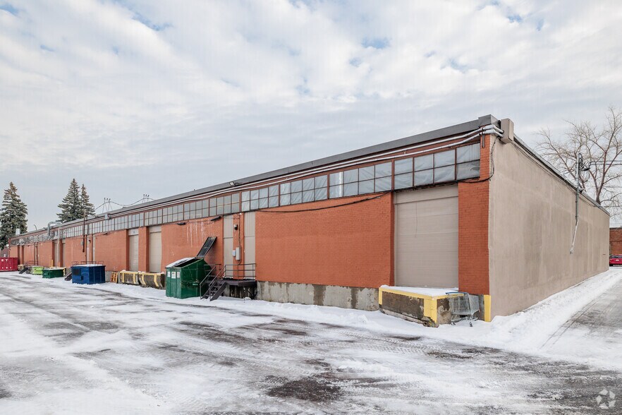 More Photos Of 600 Av Orly, Dorval Distribution For Lease