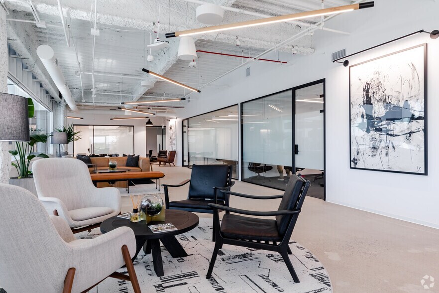 More Photos Of 1 Mid America Plz, Oakbrook Terrace Office For Lease