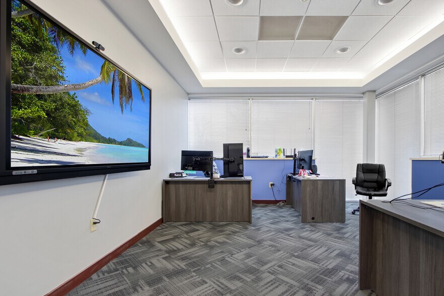 More Photos Of 60 Bryant Woods S, Amherst Medical For Sale