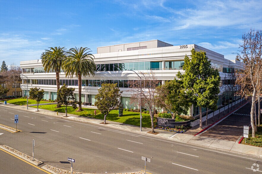 More Photos Of 2105 S Bascom Ave, Campbell Medical For Lease