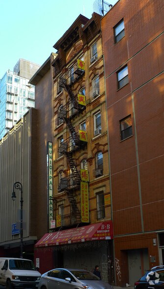 Primary Photo Of 110 Ludlow St, New York Apartments For Lease