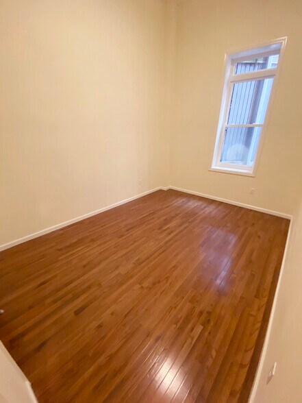 More Photos Of 1-5 Broadway, Bangor Apartments For Sale