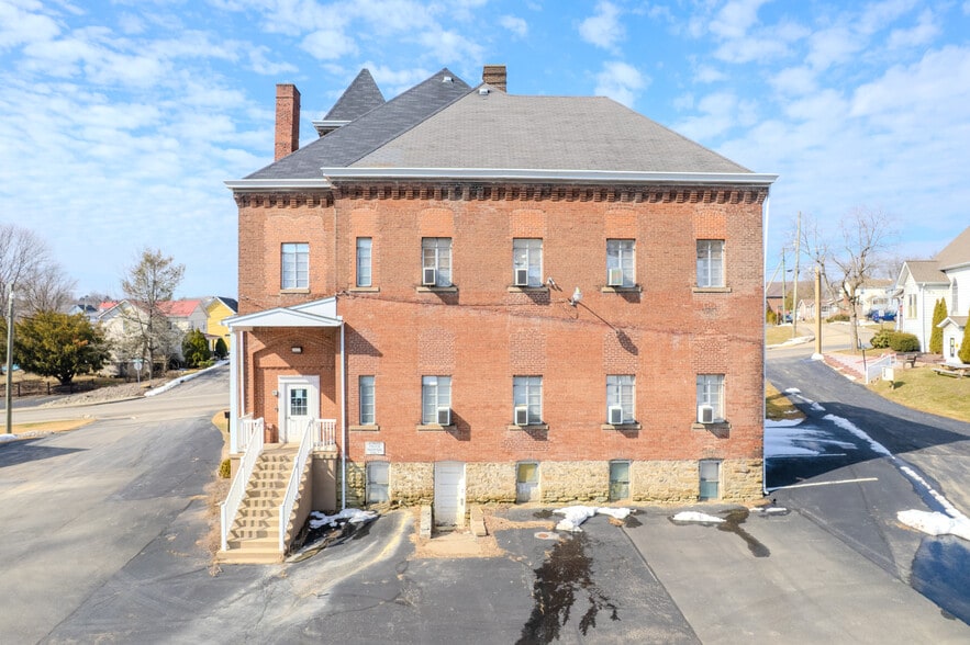 More Photos Of 1006 Harrison City Export Rd, Harrison City Office For Lease