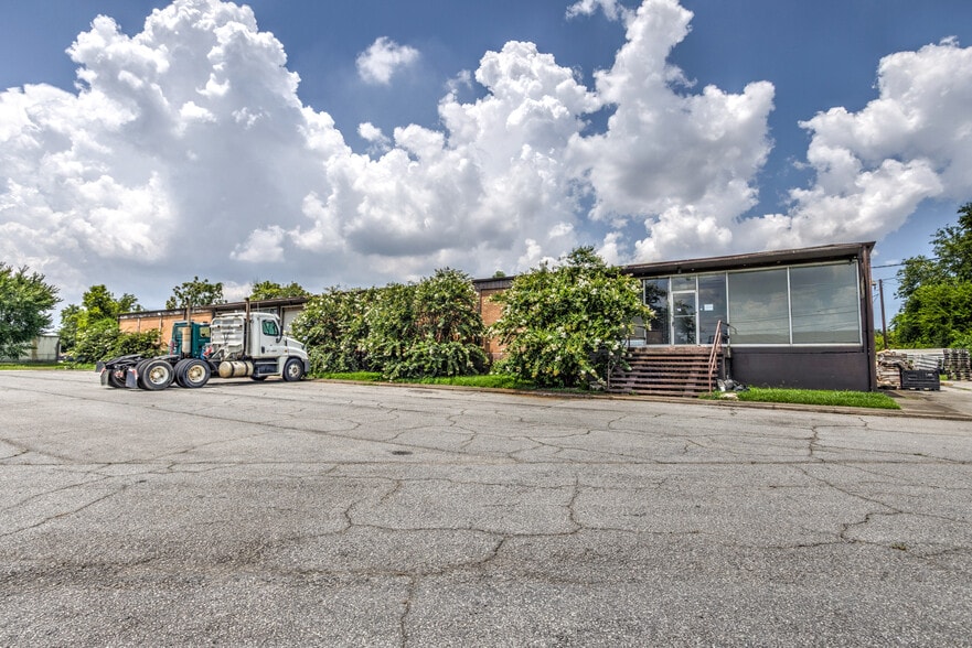 More Photos Of 1219 New Savannah Rd, Augusta Distribution For Sale