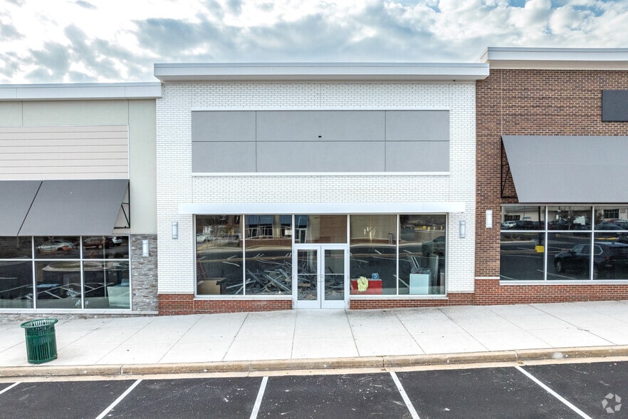 More Photos Of 122-150 Cranbrook Rd, Cockeysville Unknown For Lease