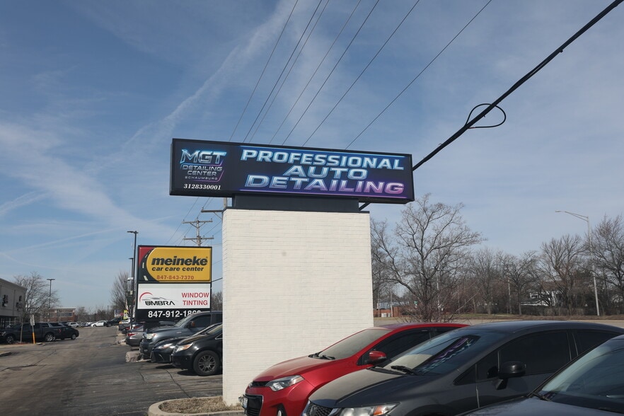 More Photos Of 809 W Higgins Rd, Schaumburg Auto Repair For Sale
