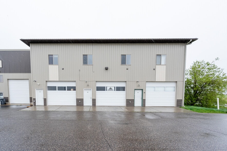 More Photos Of 211 Jetway, Belgrade Industrial For Sale
