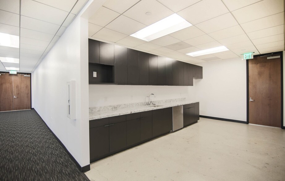 More Photos Of 299 N Euclid Ave, Pasadena Office For Lease