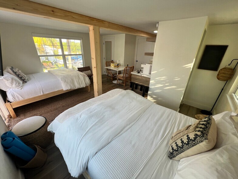More Photos Of 2502 Tamarind Dr, Hutchinson Island Hotel For Sale