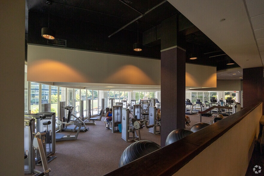 More Photos Of 6 Concourse Pky NE, Atlanta Unknown For Lease