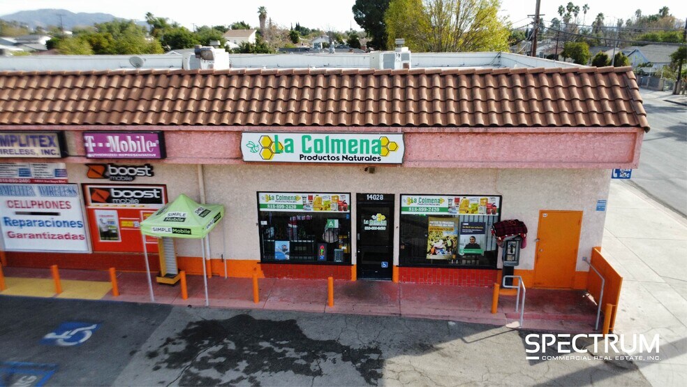 More Photos Of 14018-14028 Van Nuys Blvd, Pacoima Storefront For Lease