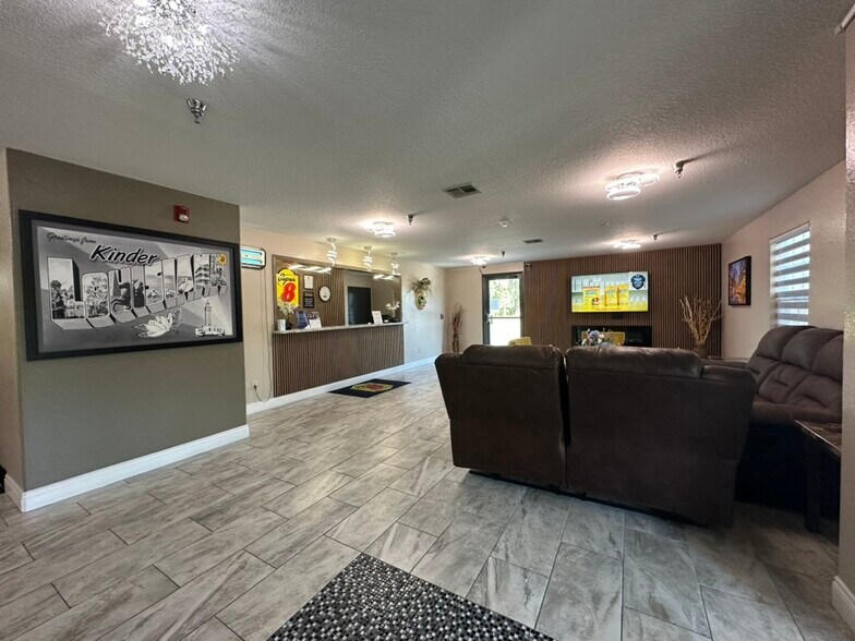More Photos Of 12312 Highway 165, Kinder Hotel For Sale