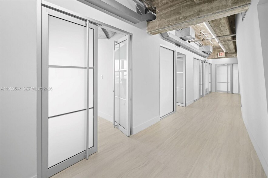 More Photos Of 605 Lincoln Rd, Miami Beach Office Residential For Sale