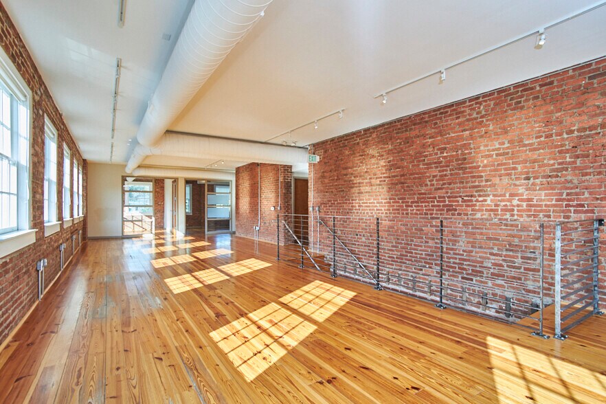 More Photos Of 1000 W Main St, Durham Loft Creative Space For Lease