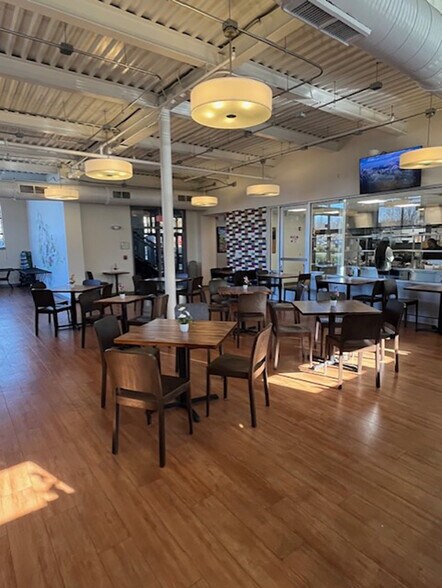 More Photos Of 4 Science Park, New Haven Office For Lease