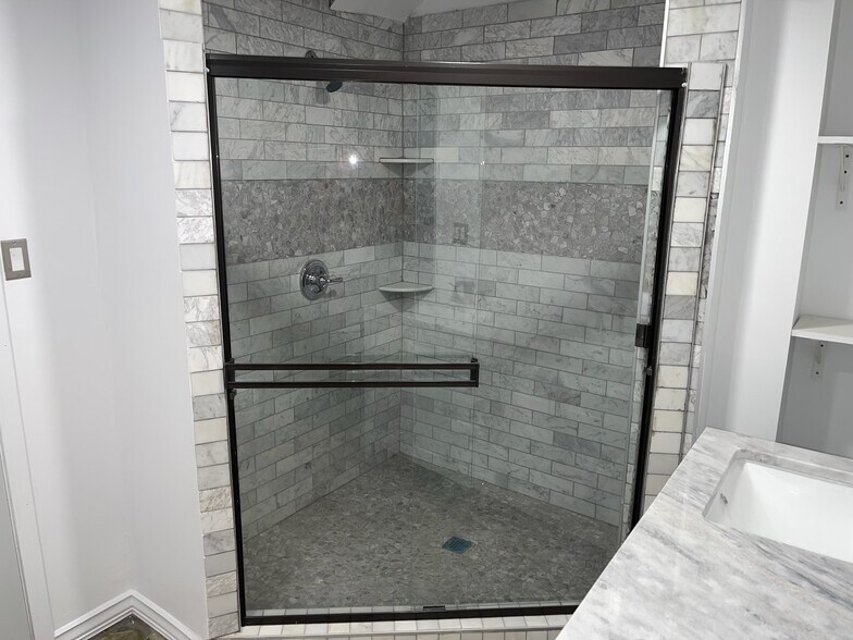 More Photos Of 555 Whitehall St SW, Atlanta Distribution For Lease