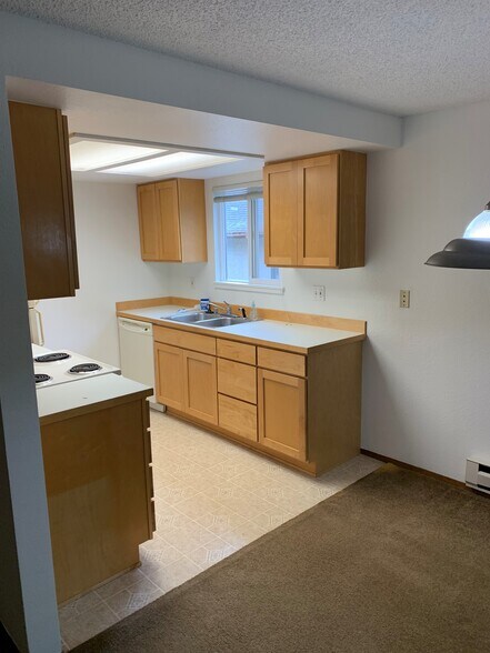More Photos Of 19837 25th Ave NE, Shoreline Apartments For Sale