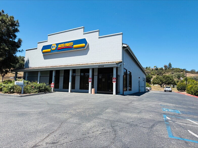 Primary Photo Of 27354 Valley Center Rd, Valley Center Freestanding For Lease