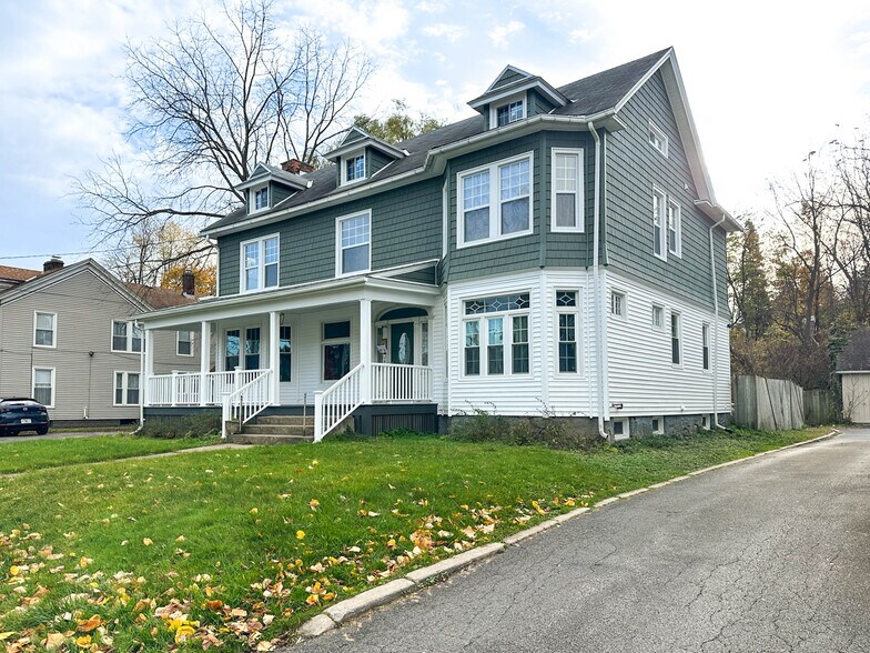 More Photos Of 2505 Genesee St, Utica Medical For Sale