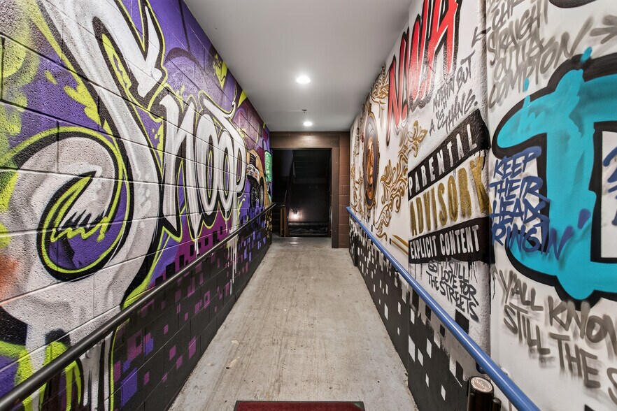 More Photos Of 128-130 2nd Ave N, Nashville Bar For Sale