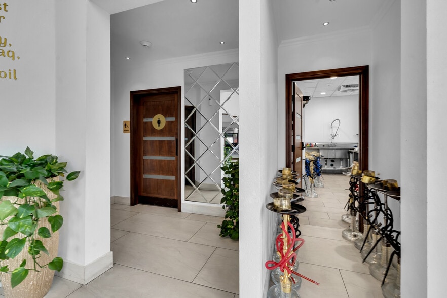 More Photos Of 345 W Foothill Blvd, Upland Restaurant For Sale