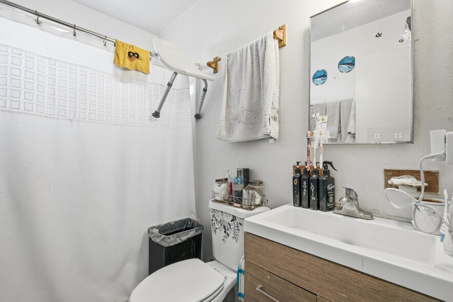 More Photos Of 1185 Georgia St, Imperial Beach Multifamily For Sale