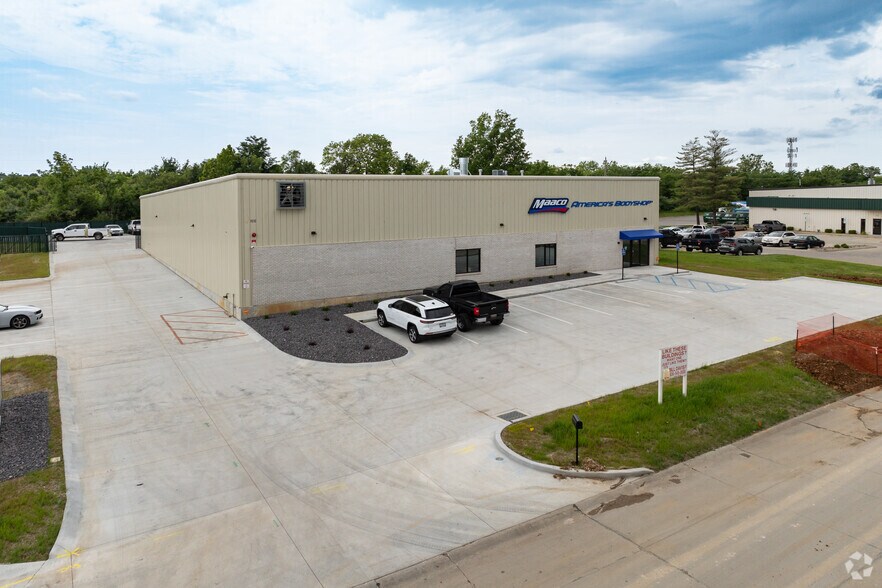 Primary Photo Of 1510 Progress West Ln, O'Fallon Industrial For Lease