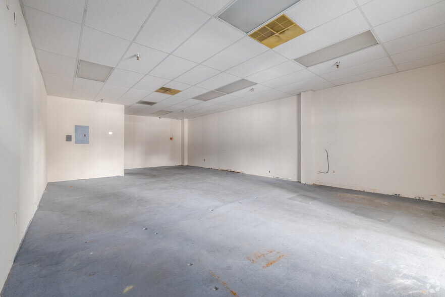 More Photos Of 4901 E Silver Springs Blvd, Ocala Unknown For Lease