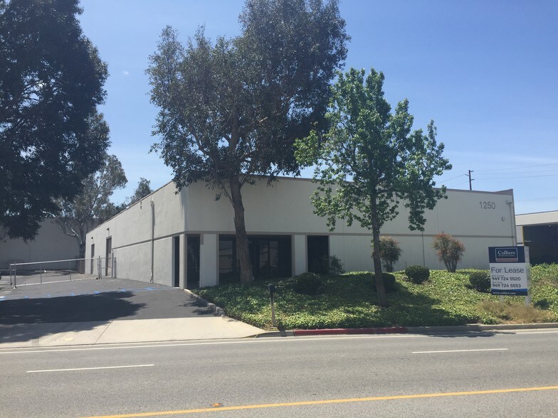 Primary Photo Of 1250 Railroad St, Corona Warehouse For Lease
