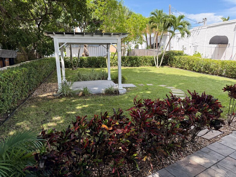 More Photos Of 517 Lancaster St, Boca Raton Office Residential For Sale