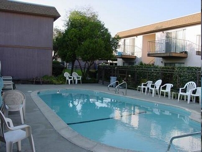 More Photos Of 2727 Marina Blvd, San Leandro Apartments For Sale