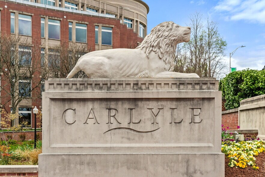 More Photos Of 2000 Duke St, Alexandria Office For Sale