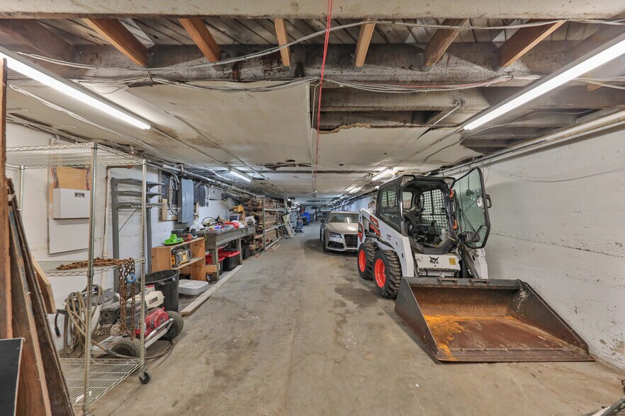 More Photos Of 913-925 Northampton St, Easton Storefront For Sale