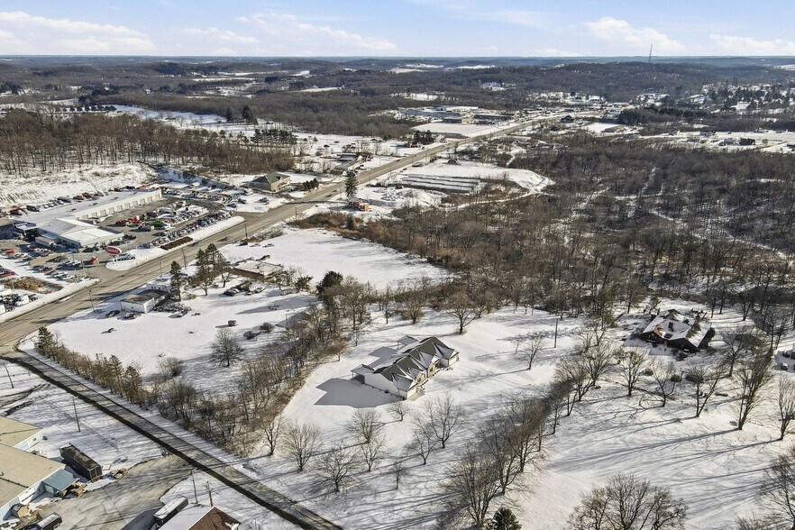 More Photos Of 100 Huselton Dr, Butler Multifamily For Sale