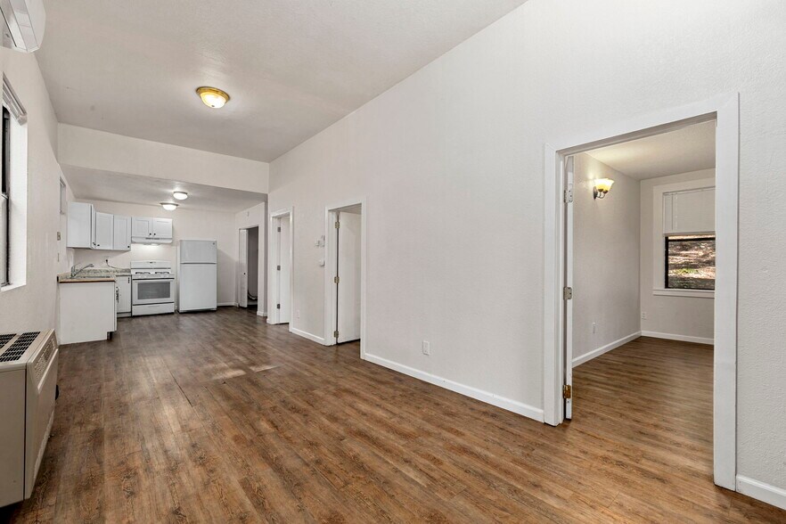 More Photos Of , Willits Unknown For Sale