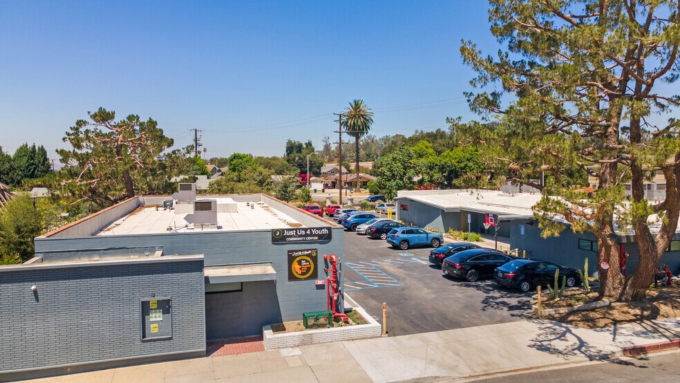 More Photos Of 1269 N Park Ave, Pomona Office Residential For Sale