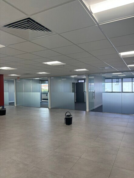 More Photos Of 1701 Ponce De Leon Blvd, Coral Gables Office For Lease