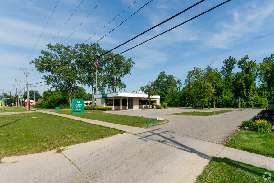 25700 Goddard Rd, Taylor, MI 48180 Retail For Lease