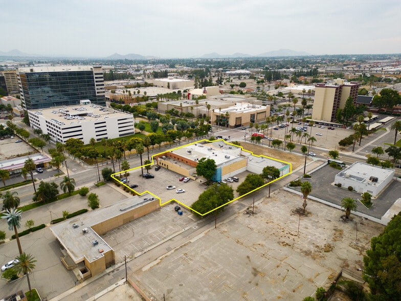 More Photos Of 466-474 W 5th St, San Bernardino Storefront Retail Office For Lease